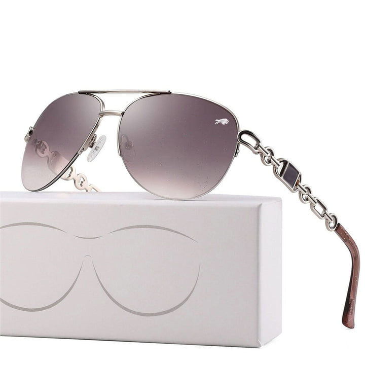 Chic women's polarized UV400 sunglasses, modern eyewear for everyday fashion.
