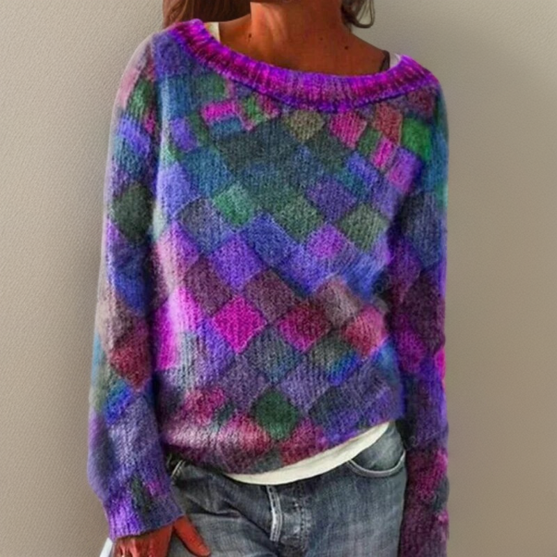 Women's cozy relaxed fit diamond pattern sweater. Ideal for casual wear, fall fashion, and comfortable loungewear.