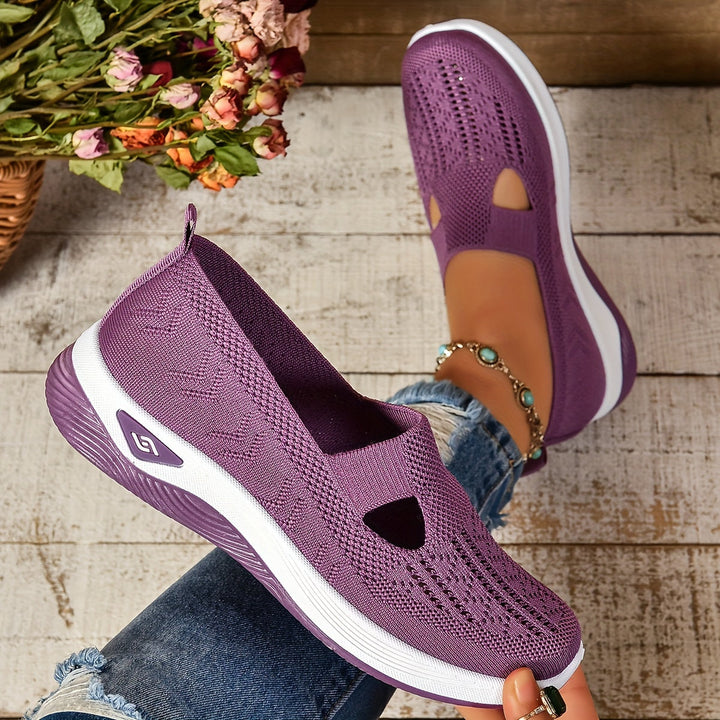 Stylish women's slip-on shoes with advanced orthopedic arch support, ideal for comfort & walking.