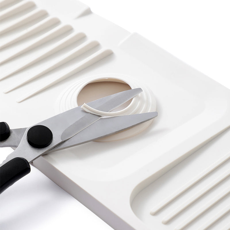 Multi-use silicone draining mat; perfect for kitchen sink, dishes, produce, and countertops.