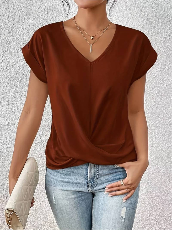 Effortless women's relaxed fit short-sleeve t-shirt, an essential wardrobe staple for casual everyday comfort.