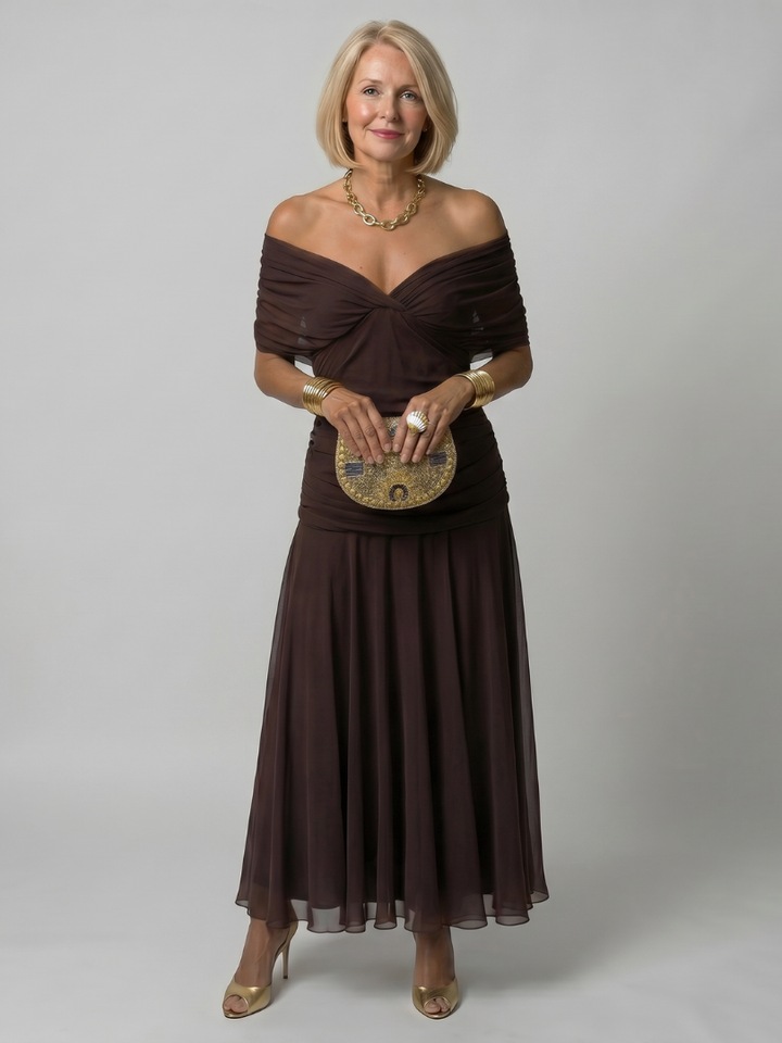 Versatile women's midi dress, off-shoulder, comfortable, perfect for casual chic or elegant occasions.