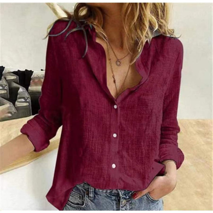 Comfortable long sleeve women's shirt, perfect for everyday wear & chic style.