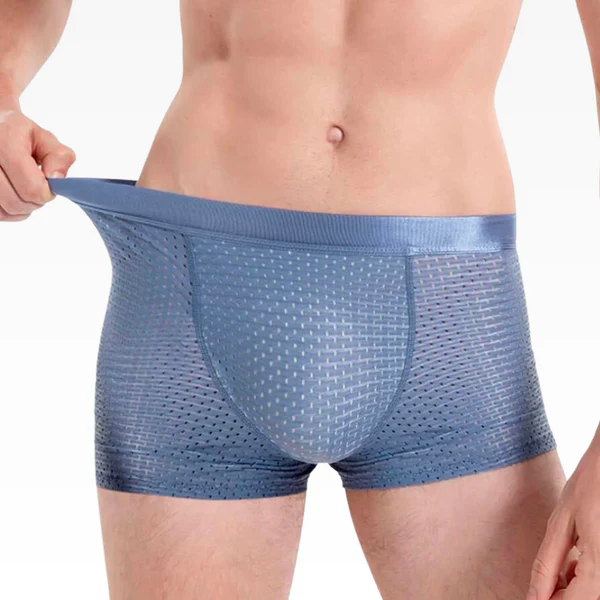 Elastic waistband men's boxer briefs, supportive & ultra-comfortable underwear.