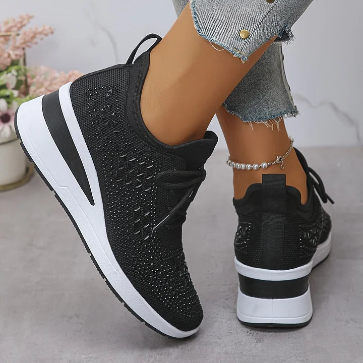 Ladies' everyday walking shoes, cushioned & orthopedic for ultimate comfort and ergonomic support.