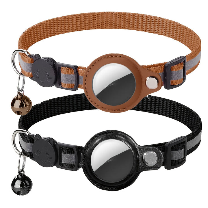Bright reflective nylon cat safety collar with a quick-release buckle, ensuring pet security & visibility.