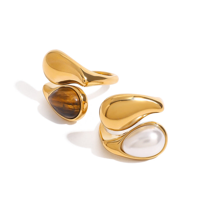 Beautiful women's amber & pearl style statement ring. Elegant vintage jewelry, a timeless fashion gift.