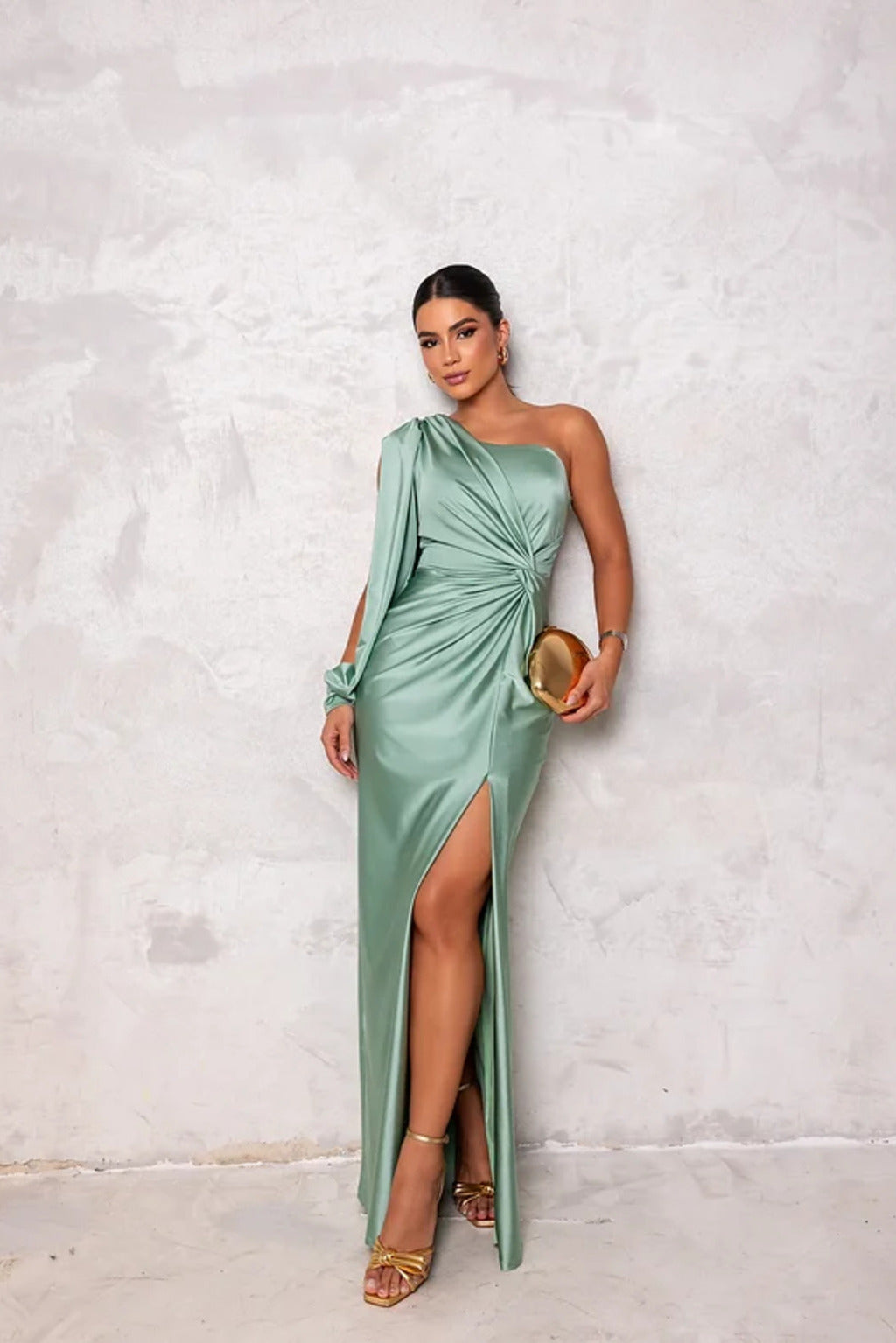 Clara Elegant Maxi Dress