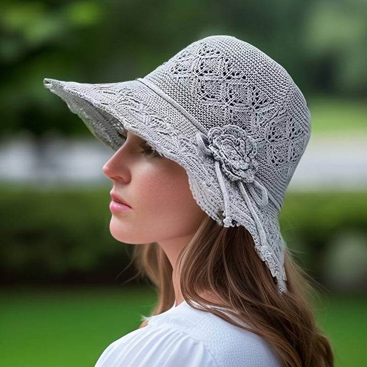 Fashionable women's sun hat with a wide brim, ensuring UV protection for beach days & summer travel.