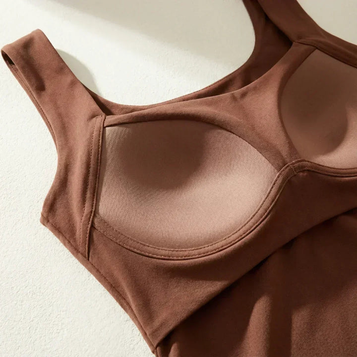 Everyday essential women's tank top, seamless design with built-in bra support.