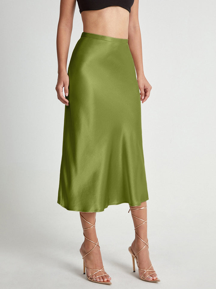 Women's high-waist flowy A-line midi skirt, offering effortless elegance for both casual and formal occasions.