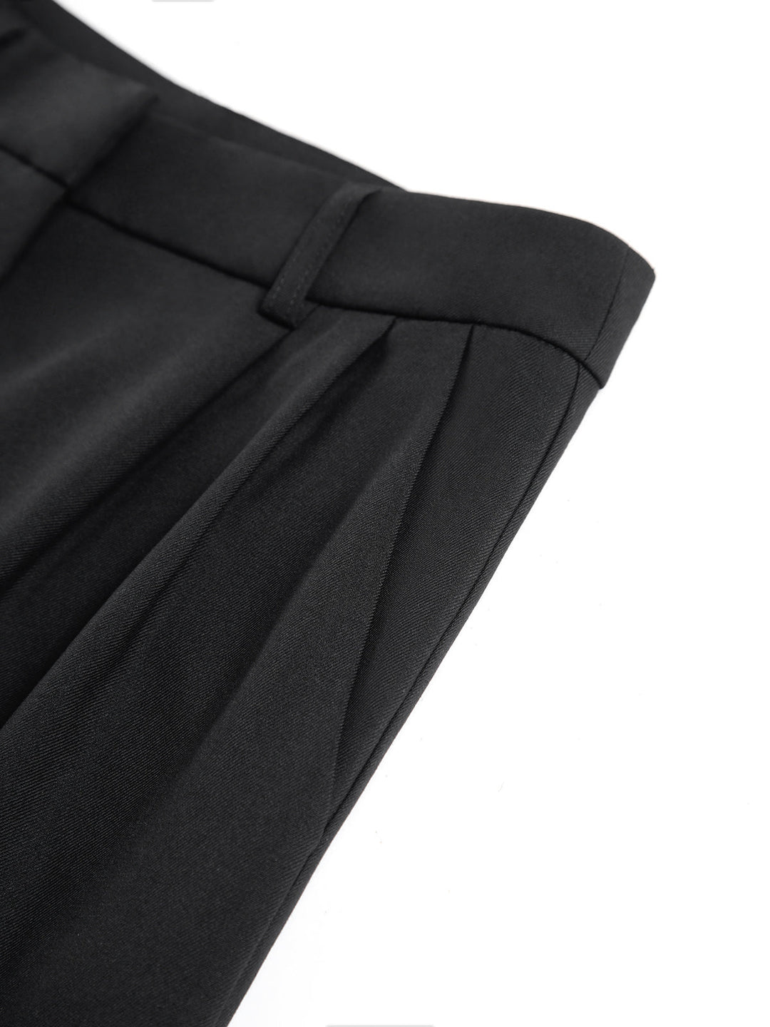 Women's elegant wide-leg trousers, high-waist, flowy design for a comfortable, fashionable look.