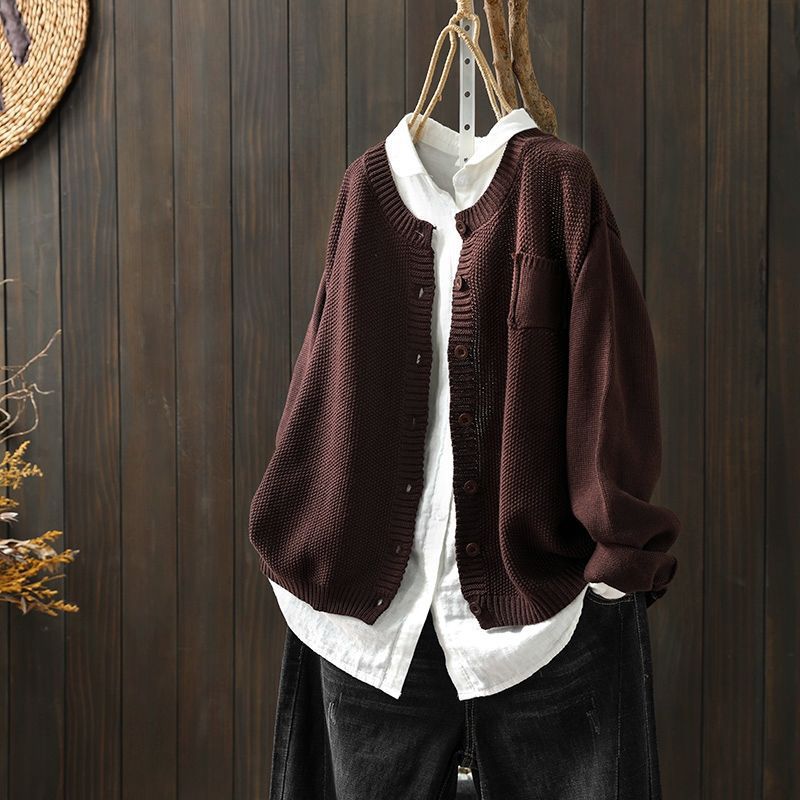 Stylish women's knit cardigan with useful pockets. Perfect fashion piece for chic fall & winter ensembles.