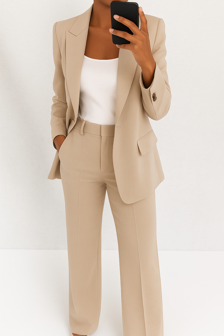 Chic women's tailored blazer & trouser set, a sophisticated two-piece suit for modern professional wear.