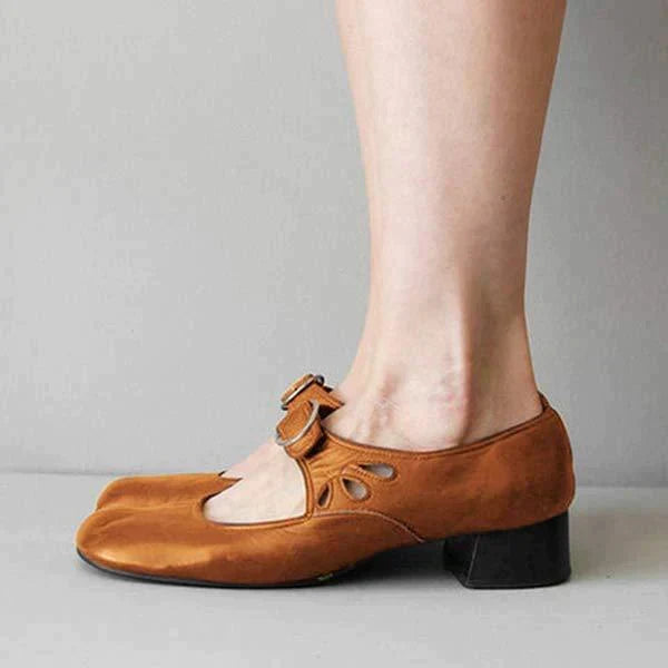 Women's daily comfort sandals with arch support, offering elegant style and support.