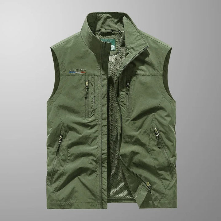 Stylish men's lightweight sleeveless vest, versatile outerwear for travel, fishing, hiking, and everyday adventure.