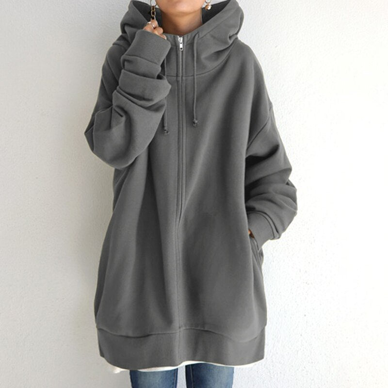 Chic women's oversized hoodie jacket, perfect cozy & versatile outerwear for casual winter fashion.