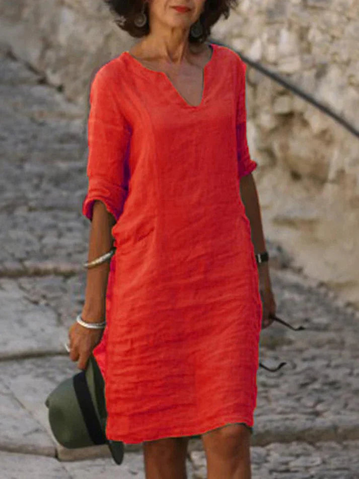 Relaxed midi dress, versatile women's apparel for casual elegance & comfort.