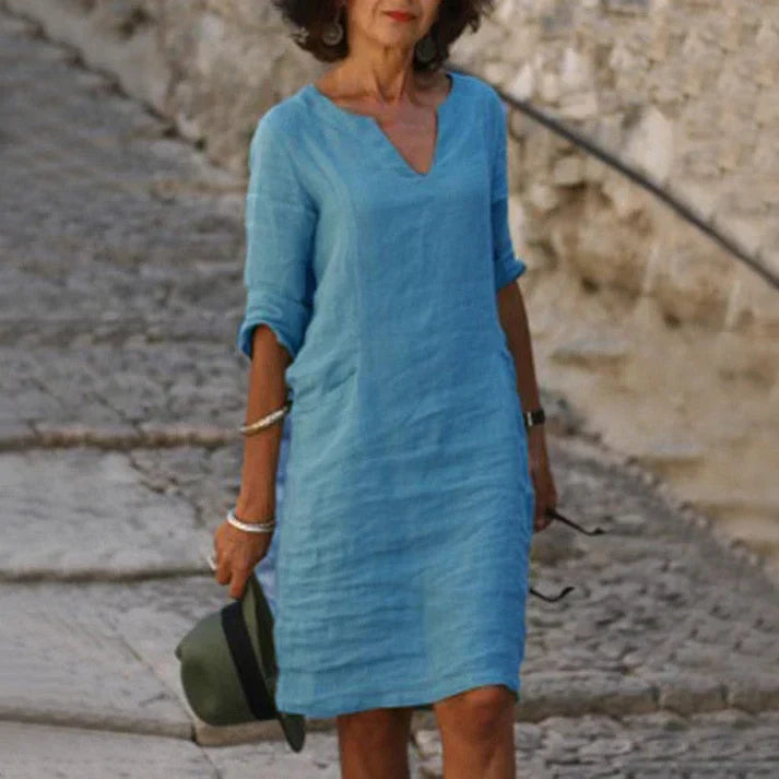 Versatile women's midi dress with a relaxed fit for all-day comfort.