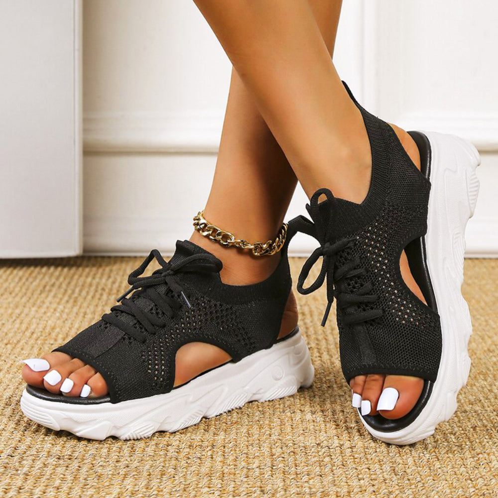Orthopedic summer sandals for women with adjustable straps & ergonomic design for all-day foot health.