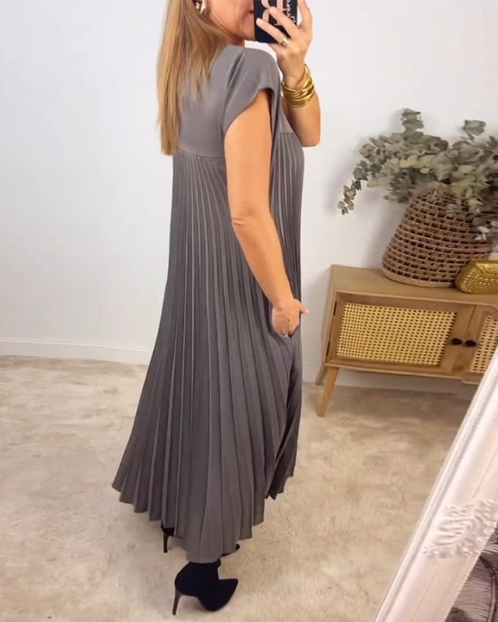 Women's Pleated Maxi Dress