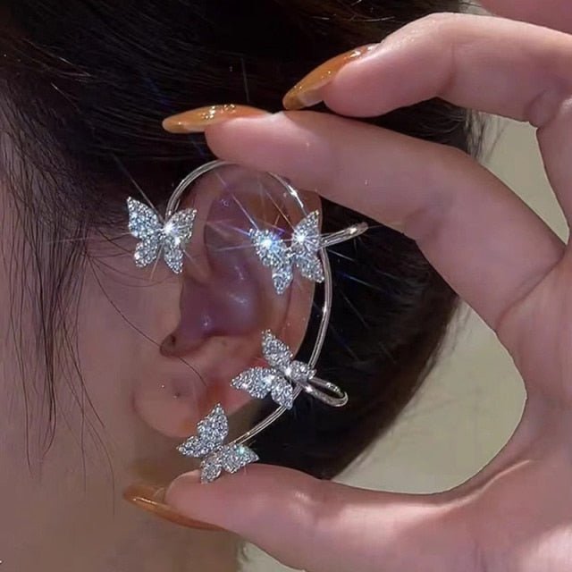 Elegant women's adjustable clip-on earrings, piercing-free & hypoallergenic, perfect fashion accessory.