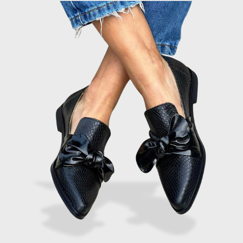 Women's Classic Moccasins