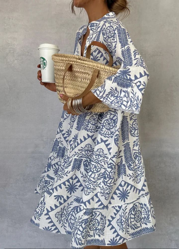 Elegant casual women's midi dress, perfect for versatile day-to-night wear. Comfortable & chic summer fashion.