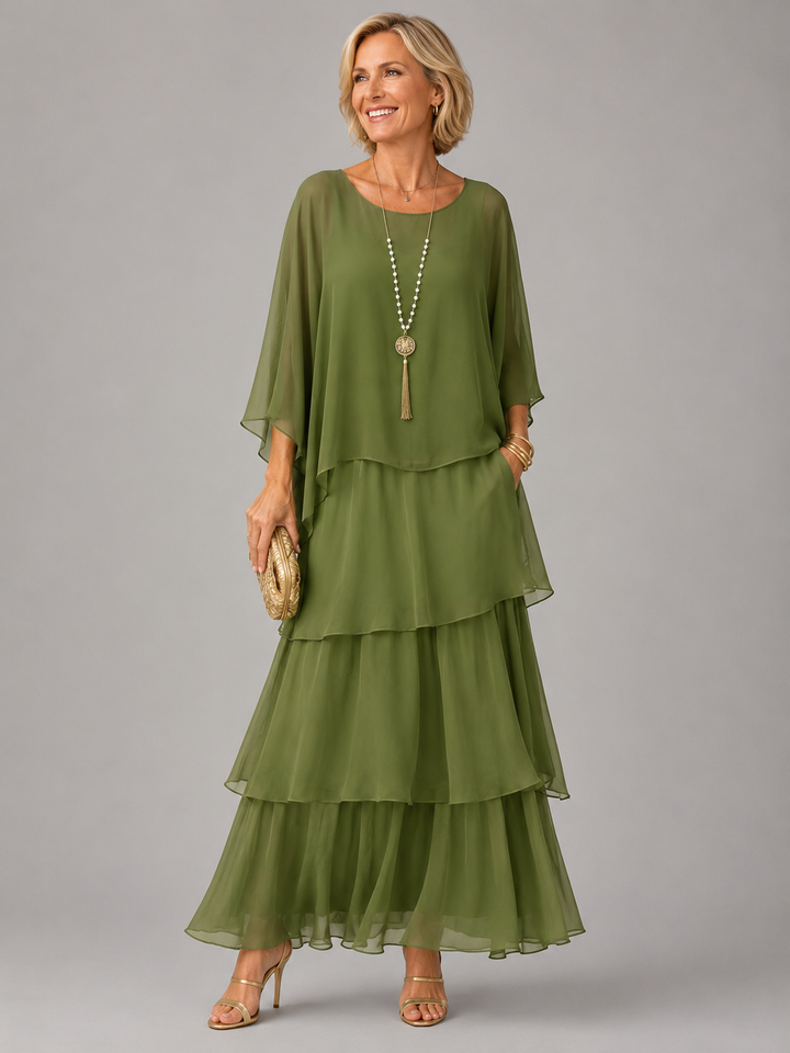 Fall fashion women's long sleeve tiered maxi dress, featuring a flowy silhouette & elegant ruffle trim.