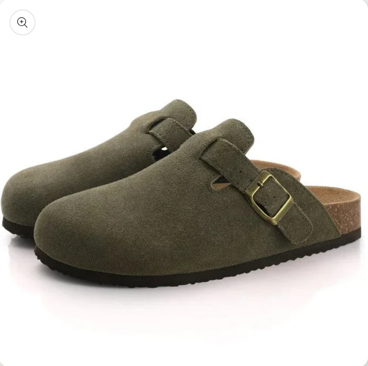 Unisex slip-on clog sandals, offering refined comfort for relaxed summer days.