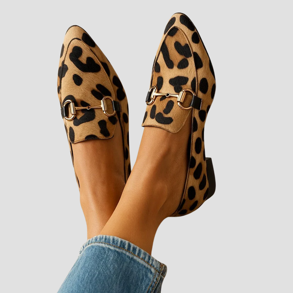 Elegant women's therapeutic loafers with orthopedic support & gold accent. Comfortable slip-on style for everyday wear.