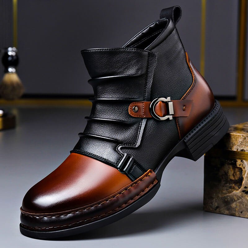 Men's handmade leather boots in a timeless style, offering all-day comfort and durable quality.
