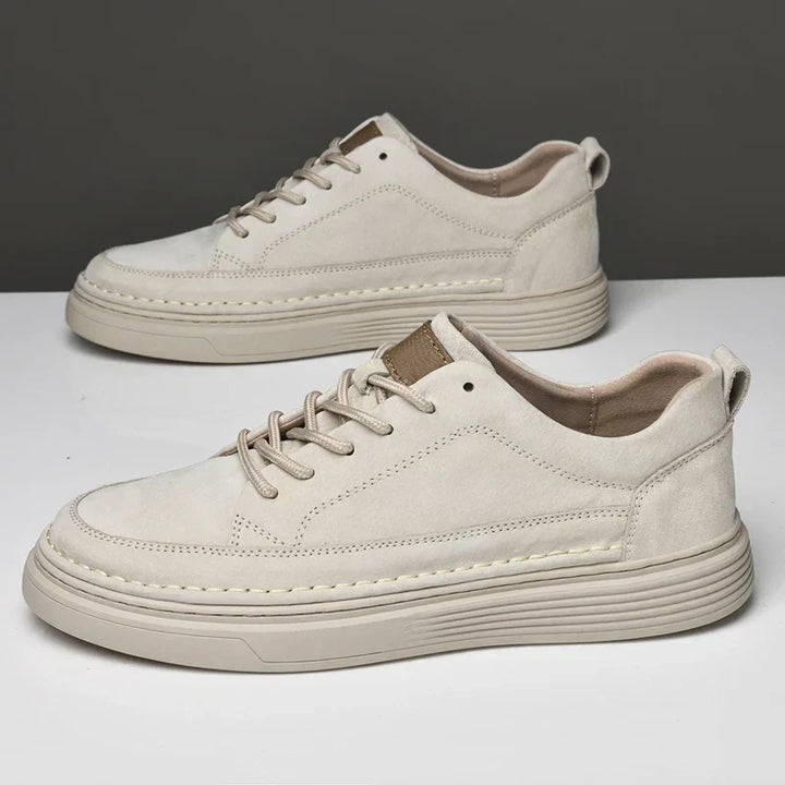 Versatile men's walking shoes, stylish sneakers for casual everyday wear and comfort.