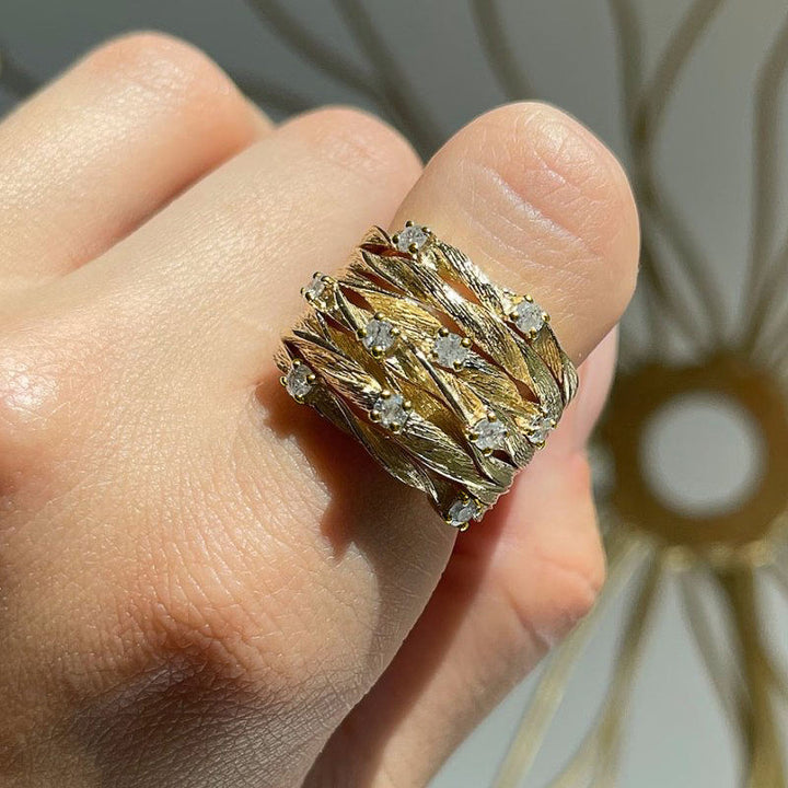 Classic Gold Band Ring