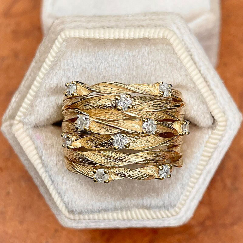 Classic Gold Band Ring