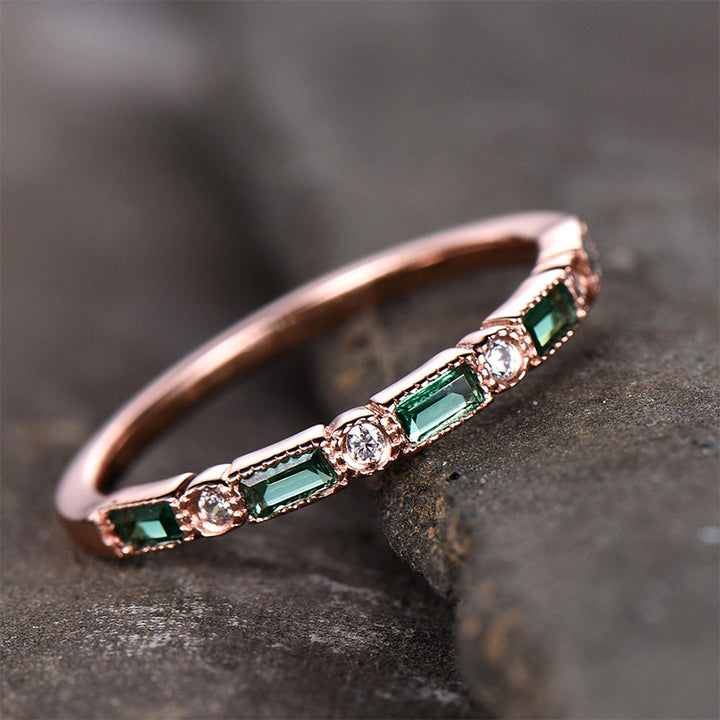 Retro Green Zirconia Gold Ring with Inlay