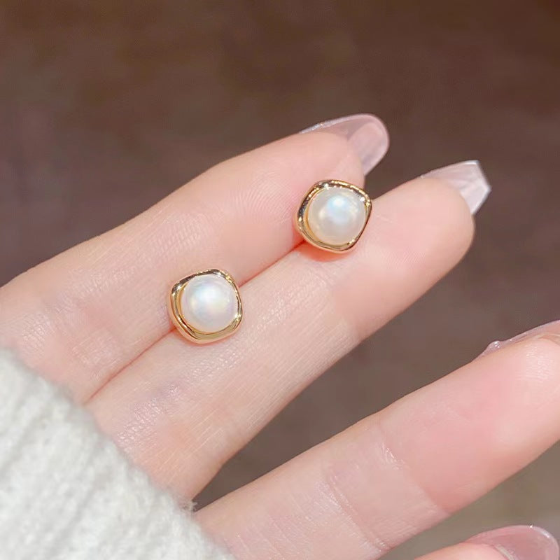 Elegant Black Pearl Earrings
