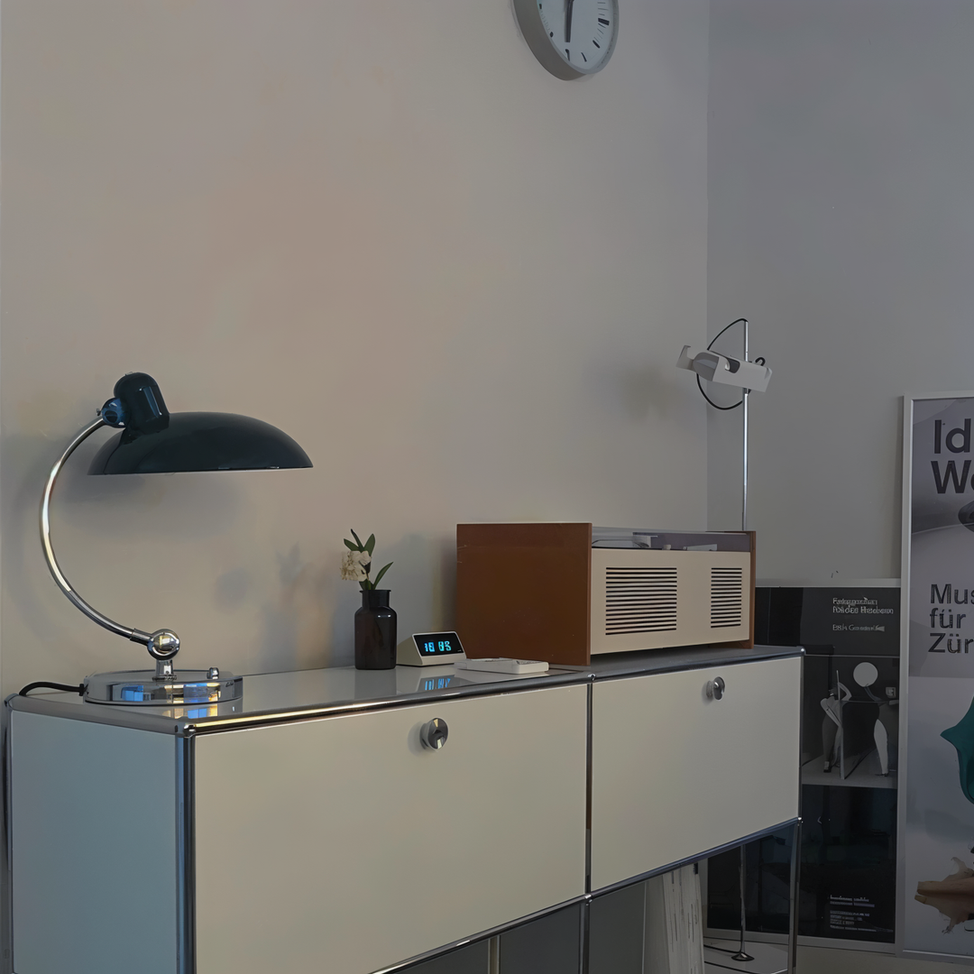 Vintage industrial adjustable desk lamp, perfect for office workspaces & home decor.
