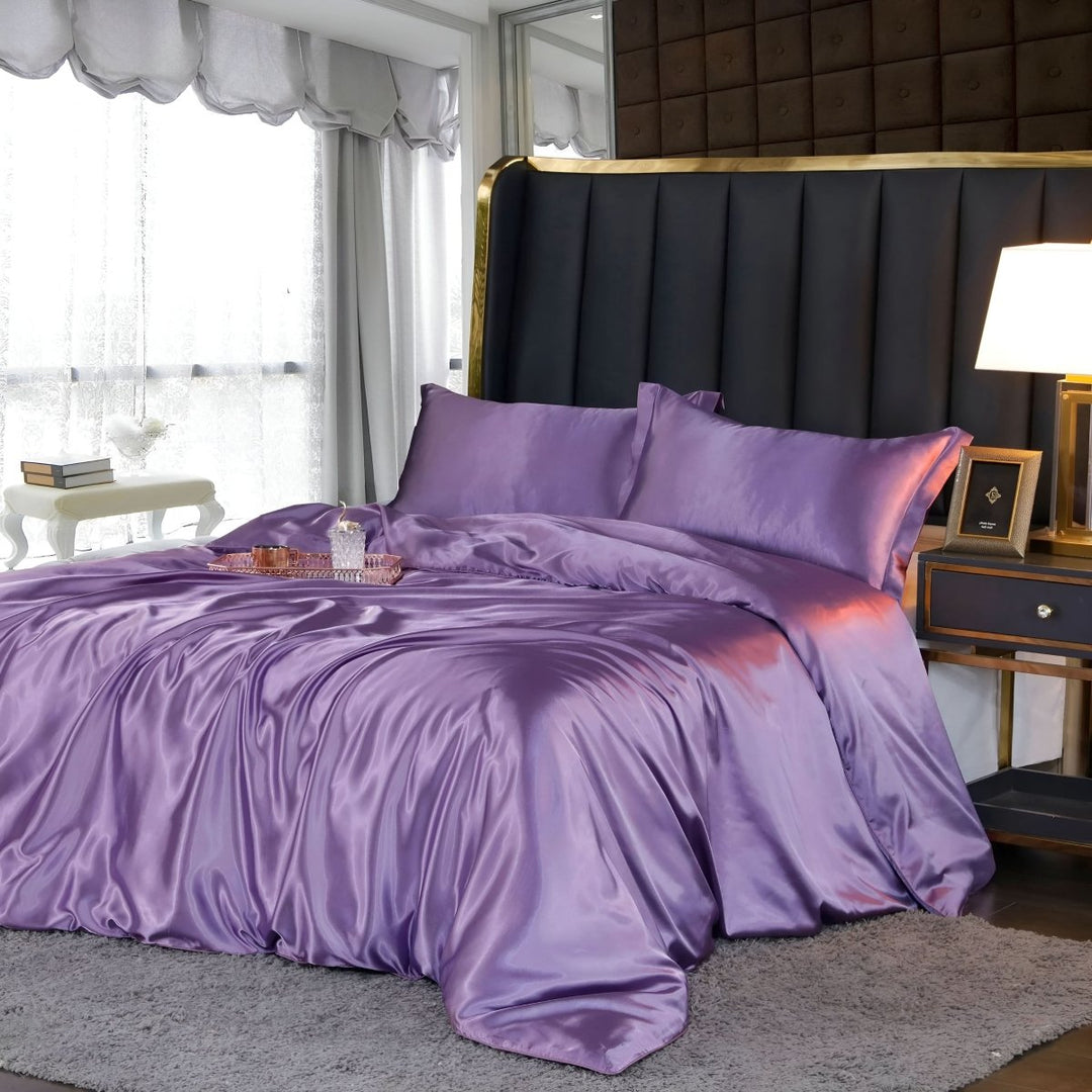 Luxury silk bedding set, pure Mulberry silk. Naturally hypoallergenic & comfortable.