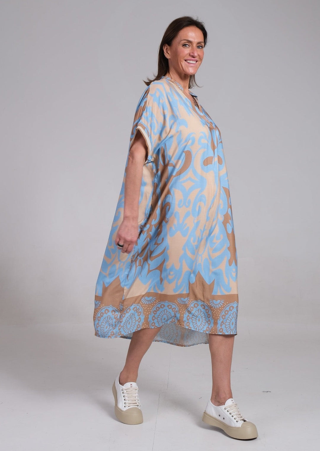 Elegant Floral Midi Dress