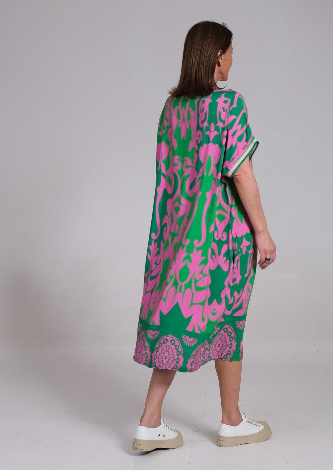 Elegant Floral Midi Dress