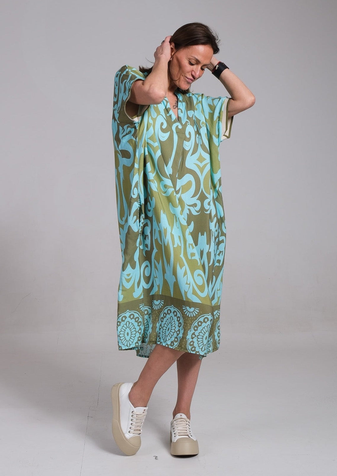 Elegant Floral Midi Dress