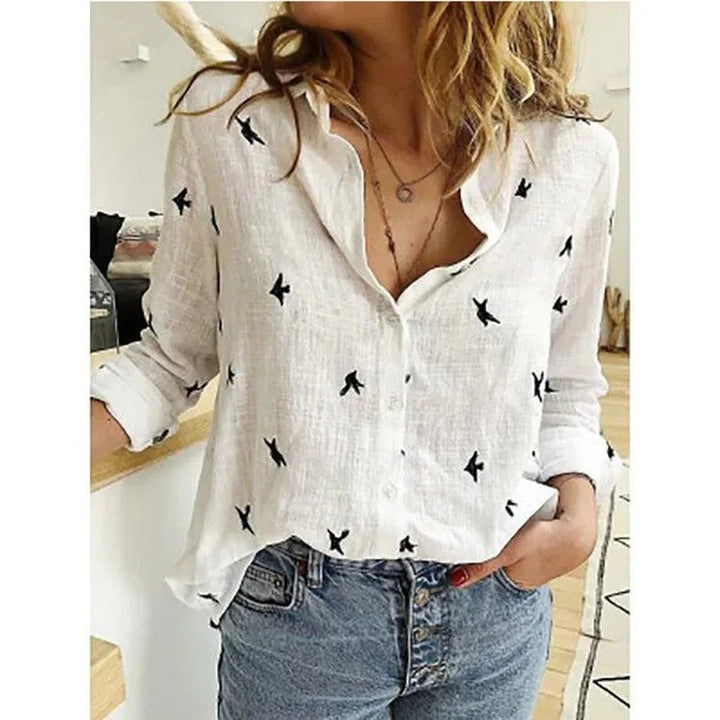 Versatile women's summer blouse, elegant yet casual, relaxed fit. Effortless fashion.