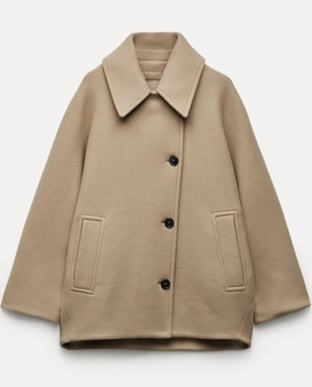 Casual chic women's short coat jacket, elegant outerwear for everyday fall and winter looks.