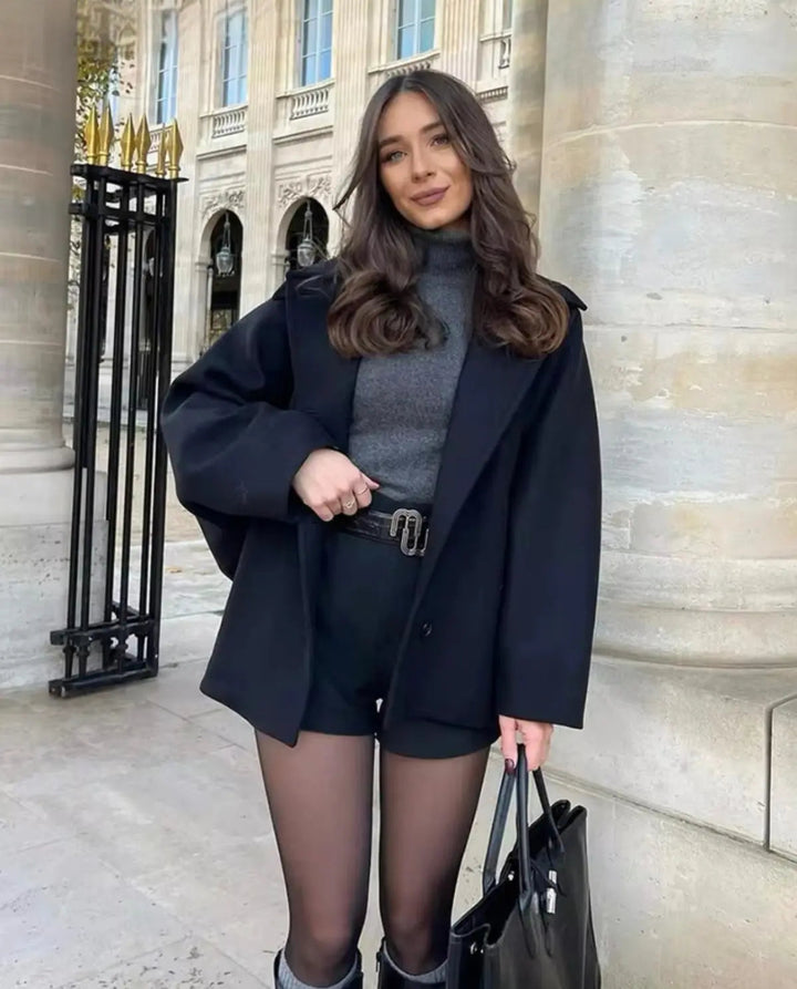 Fashionable women's elegant short coat, a must-have jacket for stylish fall-winter outerwear.