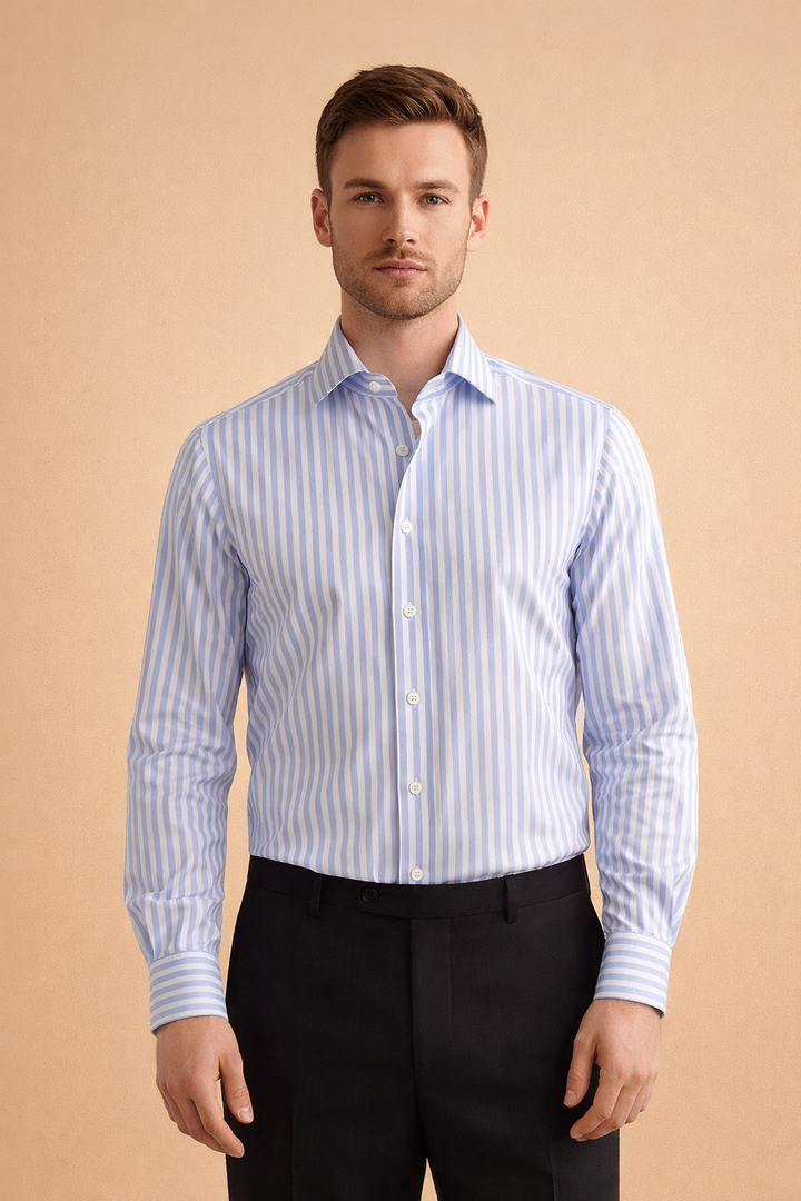Fitted men's long sleeve shirt with elegant vertical stripes. Ideal for a modern, tailored fashion look.