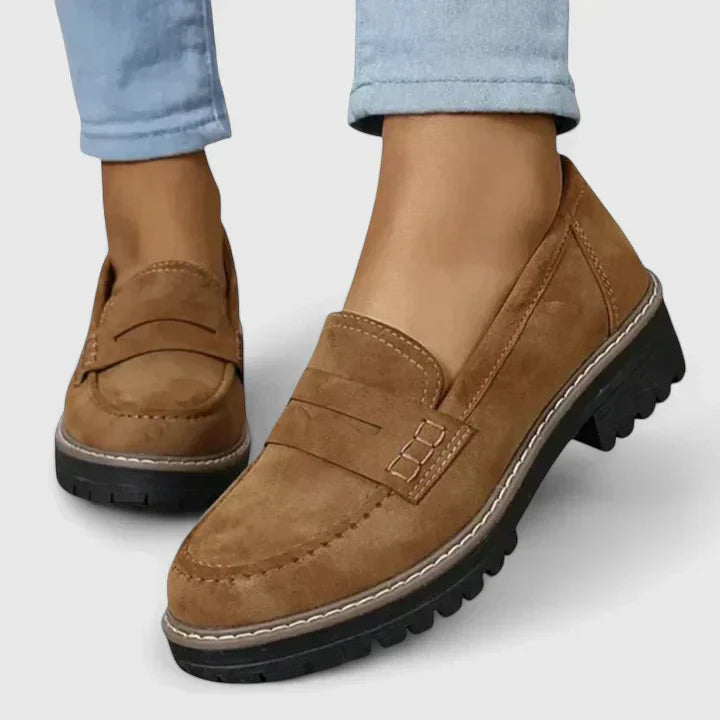 Fashionable women's loafers with orthopedic support, a comfortable & chic slip-on for all occasions.