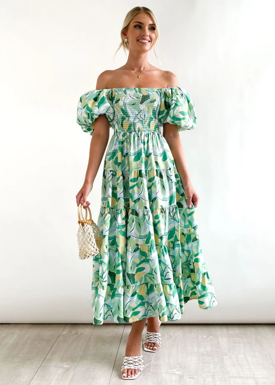 Chic women's floral short summer dress, ideal for vacation, spring fashion & comfortable everyday wear.