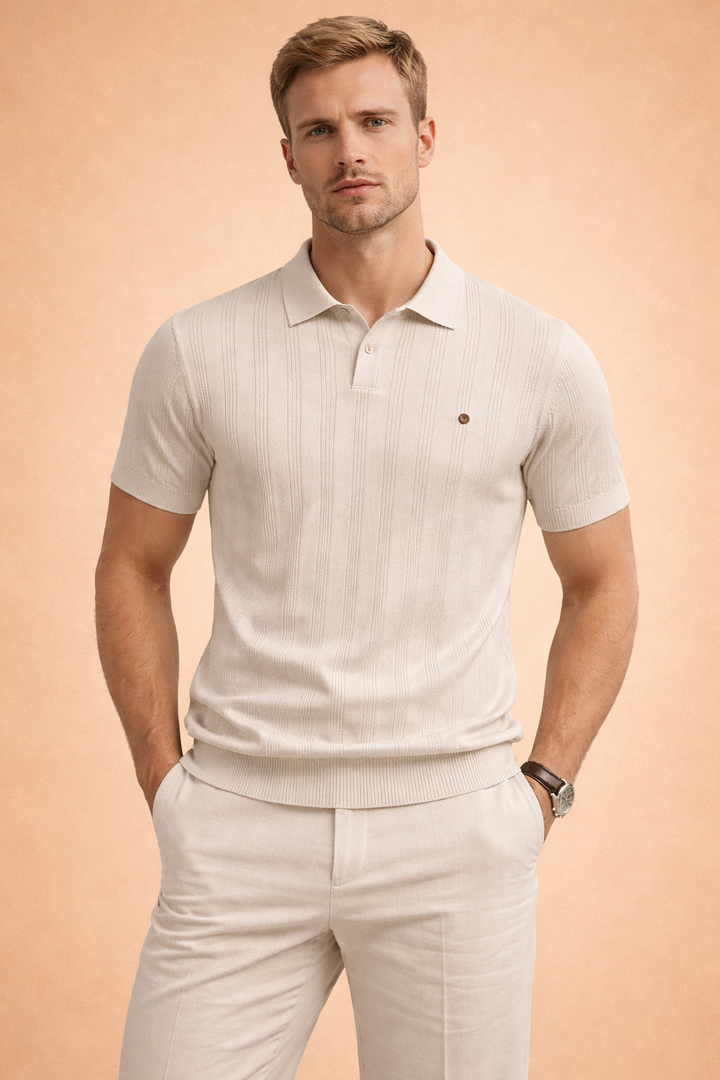Versatile men's polo shirt, perfect for smart casual or sophisticated everyday wear. Effortless short sleeve style.