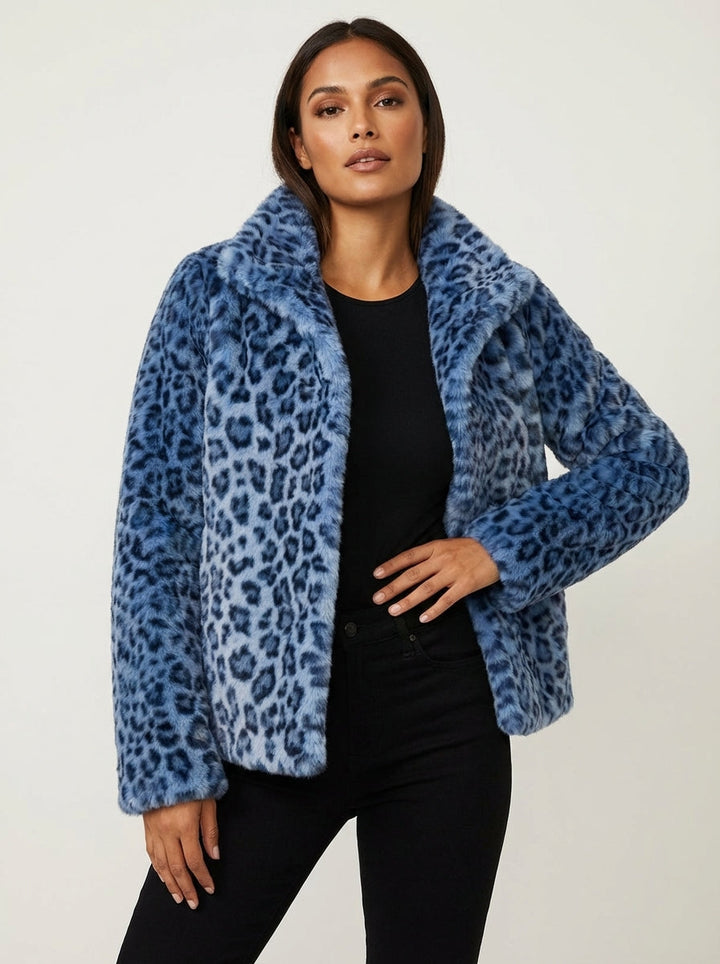 Comfortable women's leopard print teddy jacket, ideal warm outerwear for casual chic.